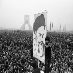 استقبال بی نظیر از امام خمینی در 12 بهمن 57