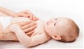 آیا باید کودک خود را ماساژ دهم؟ چگونه این کار را انجام دهم؟