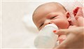 سردرگمی نوزاد میان گرفتن سینه مادر، استفاده از شیشه شیر و پستانک