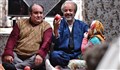 وقتی سریال نون خ با تریلی از داوری‌های جشنواره فجر رد میشه