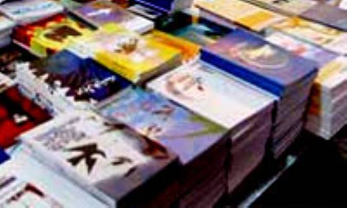 کتاب سر تا پا تحریف در مورد جنگ!