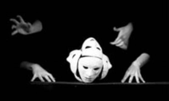 سیاست: مسأله این است!