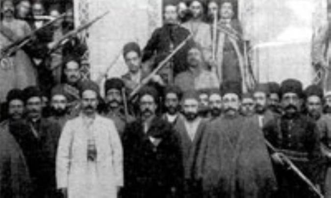 ستارخان پرچم دار مبارز