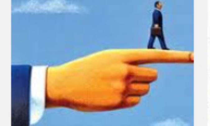 تعیین درآمد در نظر یه ی کینزین ها