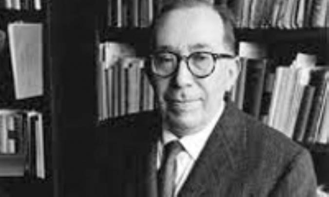 لئواشتراوس