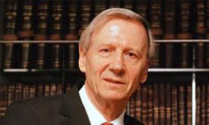 آشنایی با آنتونی گیدنز