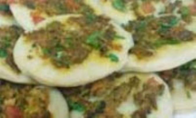 المرقوق ( لحم بالعجین )