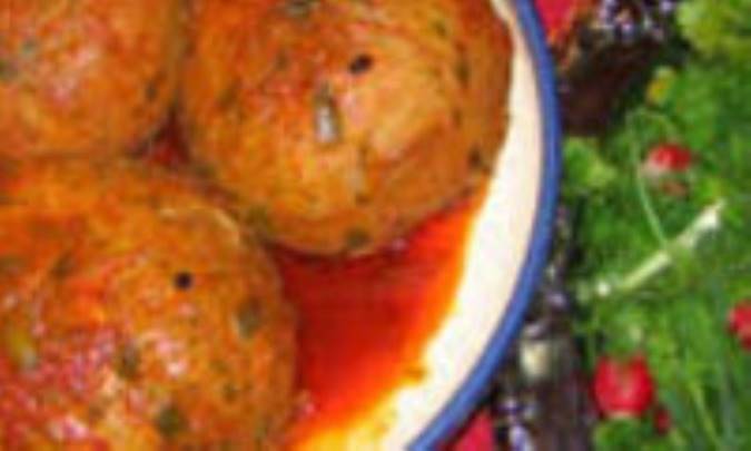 الموزات بالبندورة