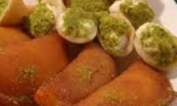 عجین القطایف