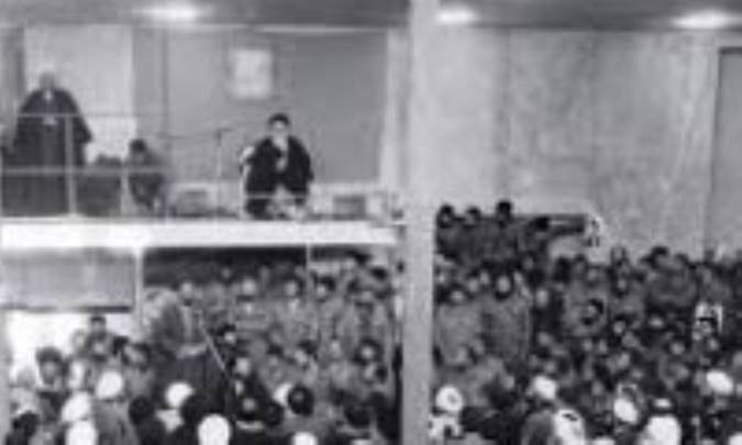امام درموضع فرمان دهی