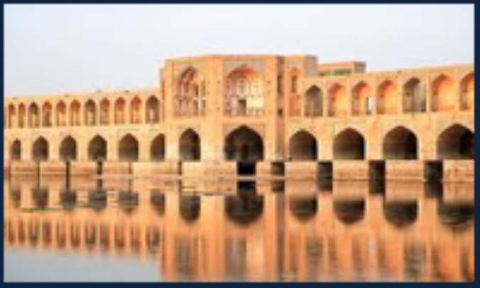 تاریخچه پل خواجو و معماری آن