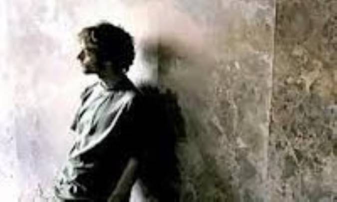 نوجوان می خواهد تجربه کند!