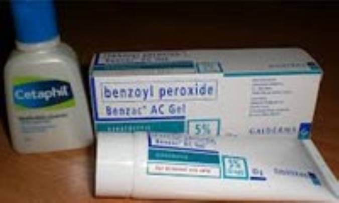 بنزوئيل پراکسايد (BENZOYL PEROXIDE)