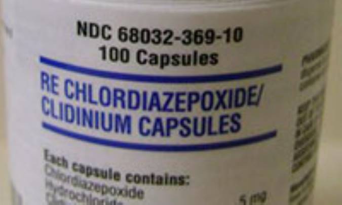 کلرودیازپوکساید (CHLORODIAZPOXID)