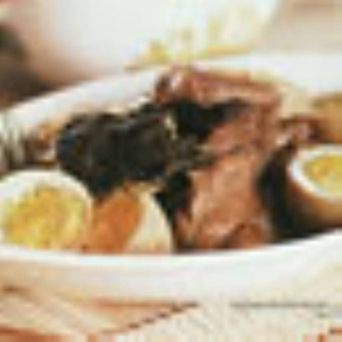 آب گوشت مرغ و تخم مرغ