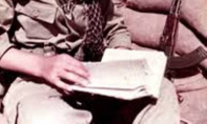 شب ها کتاب بخوانيد