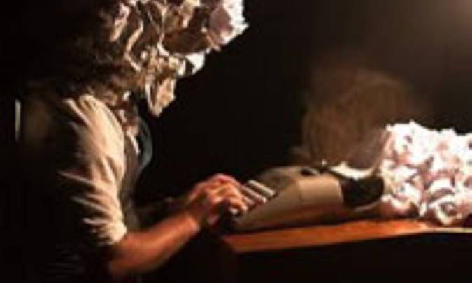 ما که هستیم؟