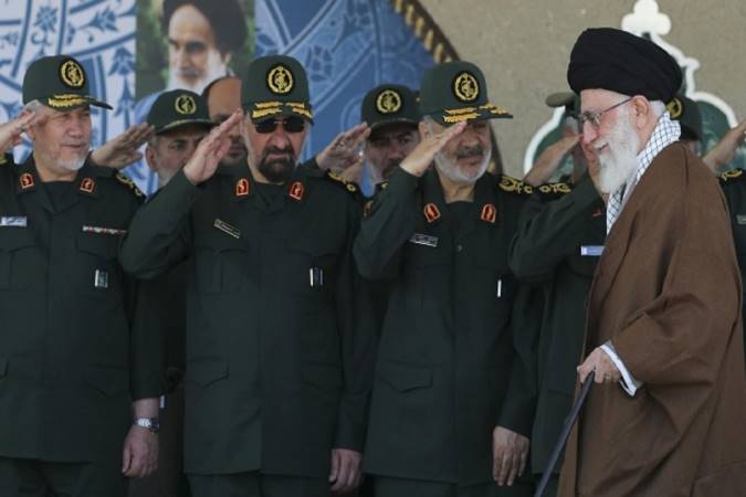 دل امام براى شما مى‌تپید