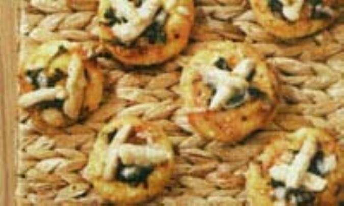 ميني پيتزاي مرغ و اسفناج