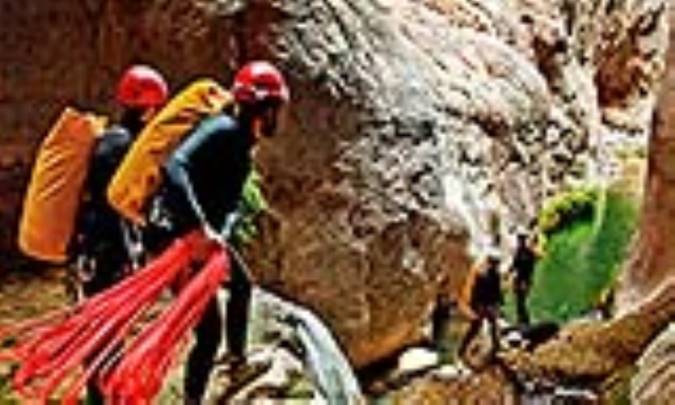 سنگ، آبشار، دره
