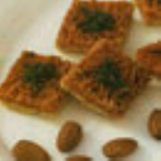 شيريني ملکه بادام