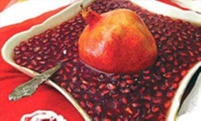 دسر ژله‌ای انار