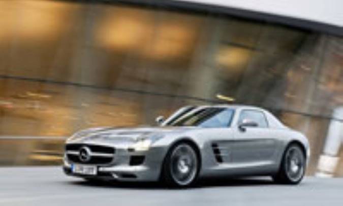  مرسدس بنز SLS AMG  وكالبدشكافي آن