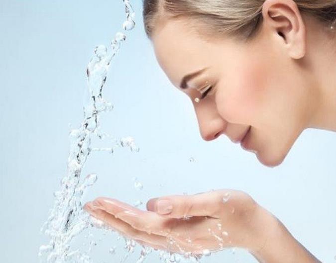 اشتباهات رایج در شستن صورت