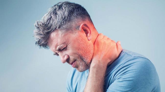 سردرد گردنی و علائم و درمان آن