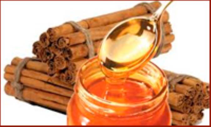 عسل و دارچین برای آکنه