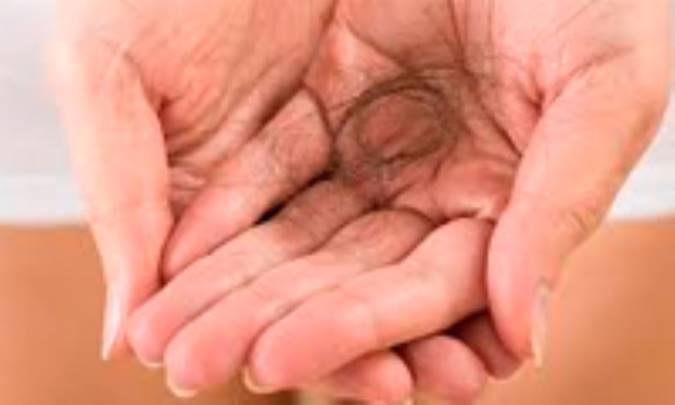 یائسگی و ریزش مو