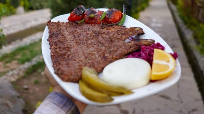 معرفی خوشمزه ترین غذاهای محلی کرمانشاه