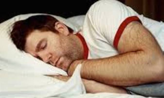 هفت روش جهت داشتن یک خواب خوب شبانه‌ی دور از خانه