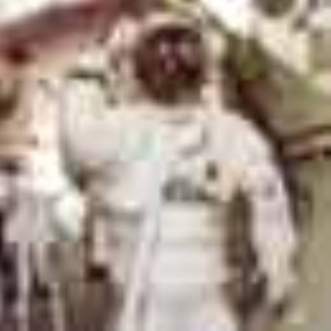 لباس فضانوردی