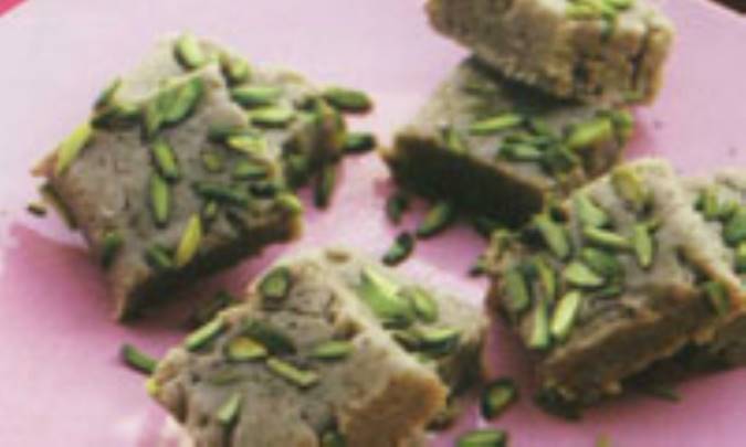 حلواي گردوئي 