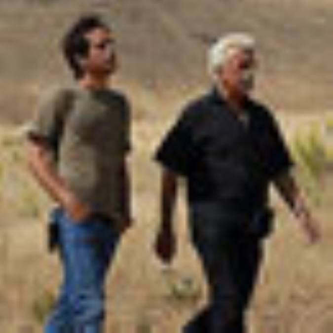 «خاك آشنا» و بازي‌هايش