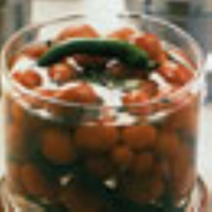 ترشي گوجه گيلاسي