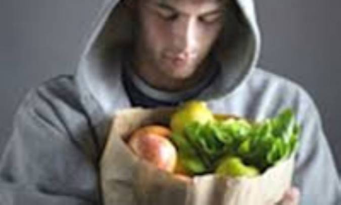 یک فرد گیاه‌خوار به چه میزان پروتئین نیاز دارد؟