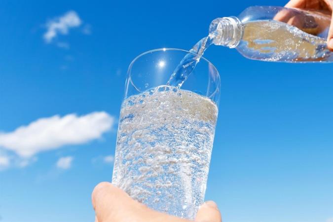 آب سودا چیست؛ مفید یا مضر؟
