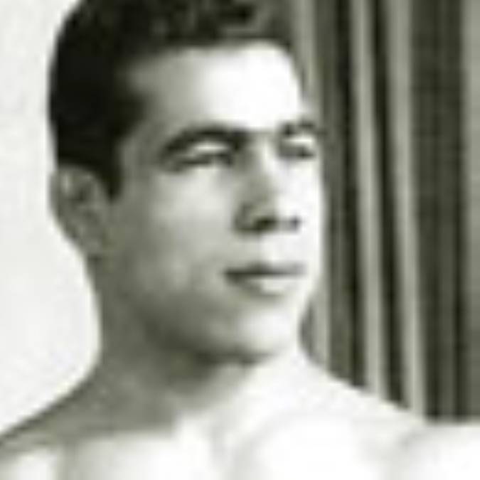 پهلوانان نمی میرند