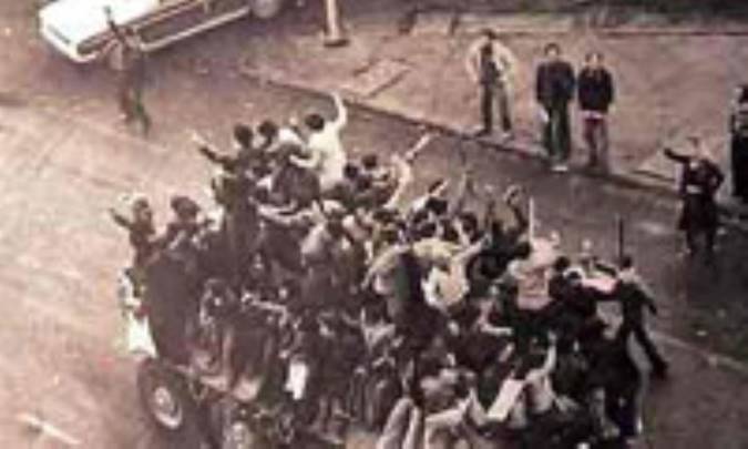 خبرهاي جنجالي روزنامه هاي قديمي