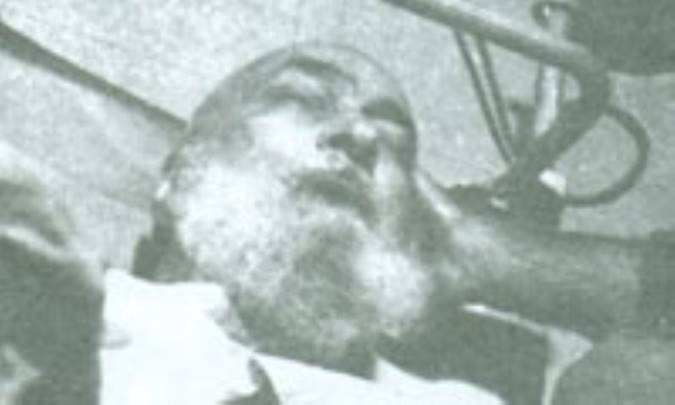 يگانه ی اخلاص 