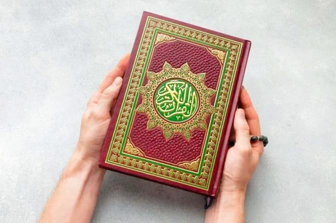 آیا استخاره آنلاین معتبر است؟ بررسی فقهی و انتقادی