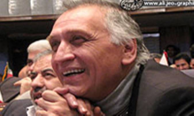 احمد نجفي، بازيگر دندان مار