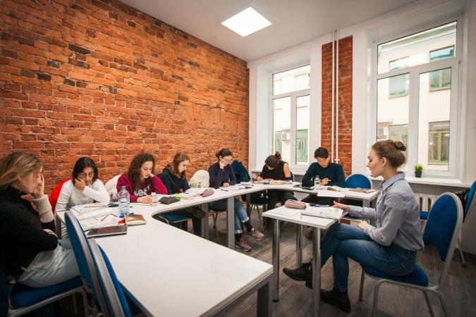 ویژگی های یک آموزشگاه زبان خوب چیست؟