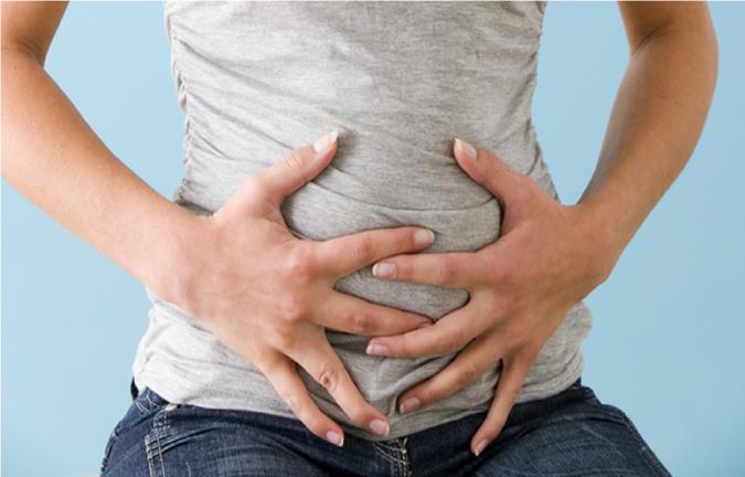 هر آنچه باید درباره نفخ قاعدگی بدانید