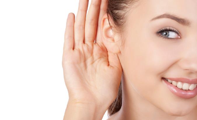 چه عواملی باعث بروز نوروپاتی شنوایی در بزرگسالان و کودکان میشود