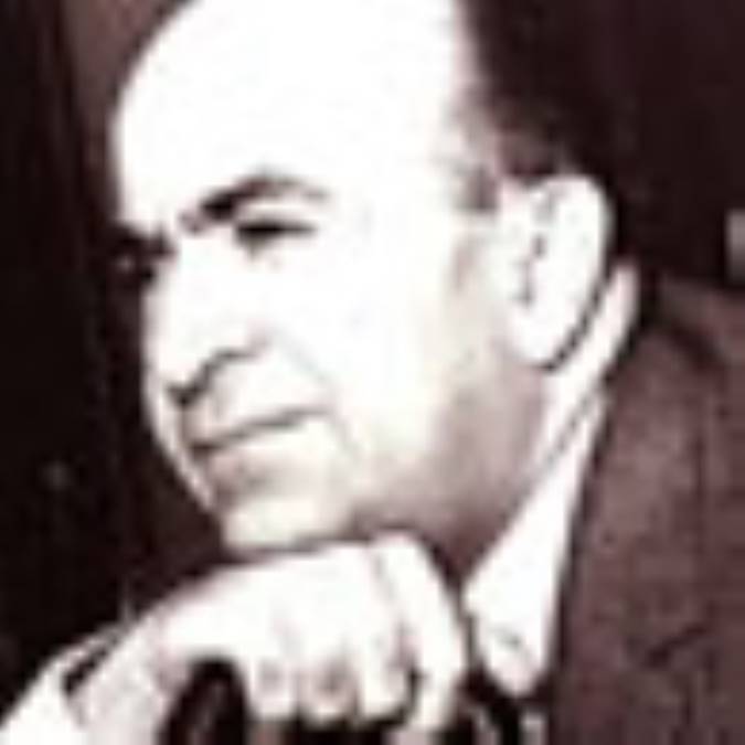 بازنگري شخصيت هويدا (1)
