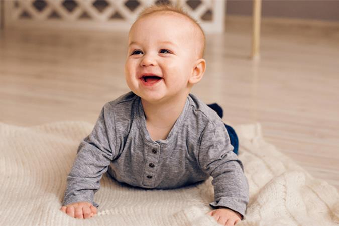 قد و وزن و دور سر نوزاد 7 ماهه