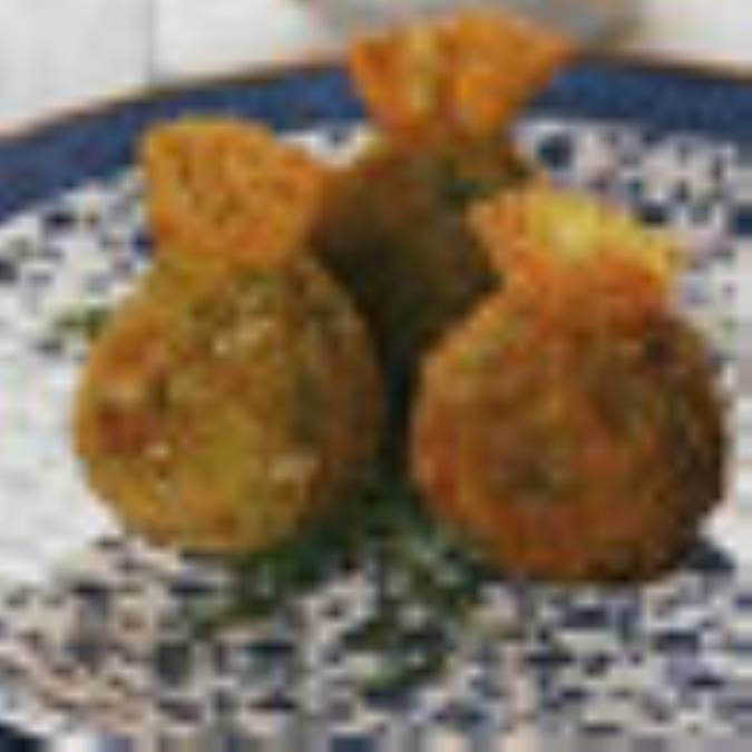 كروكت سيب زميني با پاستا و پنير